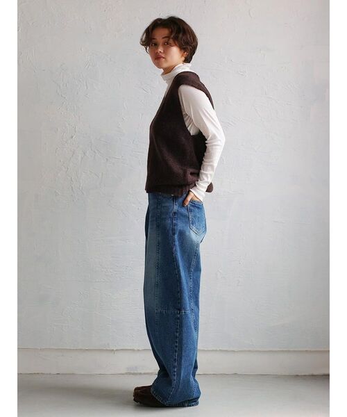 FIKA.（フィーカ）の「V-neck wide knit vest（ニット/セーター・レディース・アイボリー/ダークブラウン/イエロー・MEDIUM）」の18枚目の写真