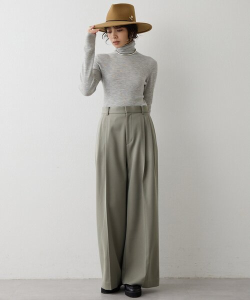 Whim Gazette（ウィムガゼット）の「ワイドタックパンツ（その他パンツ・レディース・ブラック/グレイッシュベージュ・38/36）」の3枚目の写真