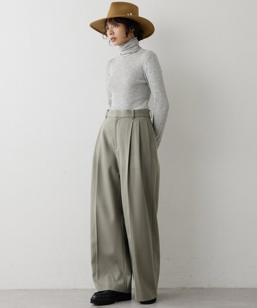 Whim Gazette（ウィムガゼット）の「ワイドタックパンツ（その他パンツ・レディース・ブラック/グレイッシュベージュ・38/36）」の4枚目の写真