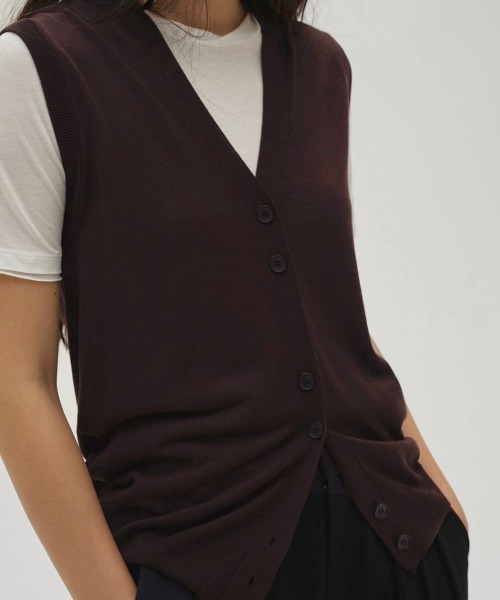 TODAYFUL(トゥデイフル)の「TODAYFUL Tencelsilk Knit Vest テンセルシルクニットベスト/12610517(ベスト・レディース・キナリ/ダークブラウン・ONE SIZE)」の3枚目の写真