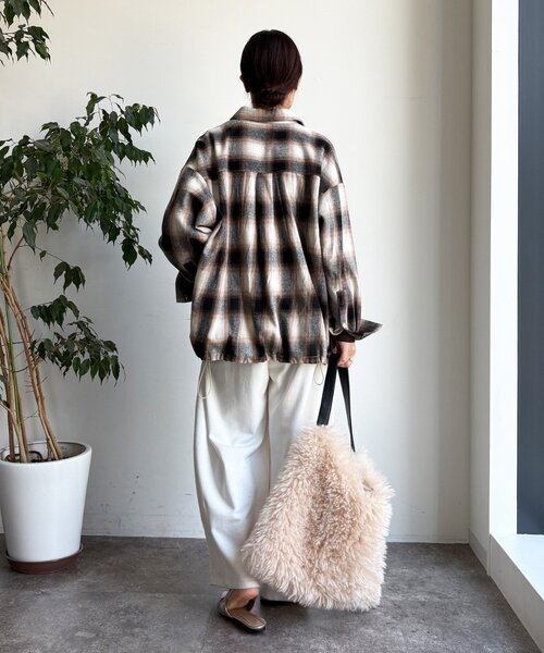 DouDou（ドゥドゥ）の「起毛チェックドロストシャツ（シャツ/ブラウス・レディース・ブラック/ベージュ・FREE）」の20枚目の写真