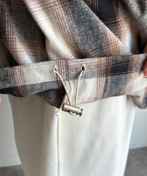 DouDou（ドゥドゥ）の「起毛チェックドロストシャツ（シャツ/ブラウス・レディース・ブラック/ベージュ・FREE）」の5枚目の写真