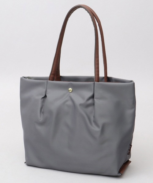 Legato Largo（レガートラルゴ）の「肩楽 撥水ナイロン ビジネス トートバッグ A4・PC収納対応 軽量 肩楽シリーズ（ビジネスバッグ・レディース・ベージュ/ネイビー/ブラック/グレー/ライトブラウン・FREE）」の7枚目の写真