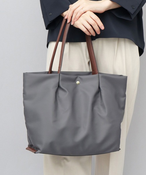 Legato Largo（レガートラルゴ）の「肩楽 撥水ナイロン ビジネス トートバッグ A4・PC収納対応 軽量 肩楽シリーズ（ビジネスバッグ・レディース・ベージュ/ネイビー/ブラック/グレー/ライトブラウン・FREE）」の12枚目の写真