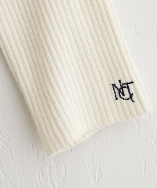 natural couture（ナチュラルクチュール）の「ワンポイント刺繍タートルリブニット（ニット/セーター・レディース・ブラック/グレー/オフホワイト/レッド/イエロー・FREE）」の12枚目の写真