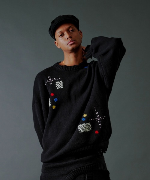 BEAVER（ビーバー）の「B omnivore/ビーオムニボー　HAND STITCH CREWNECK KNIT ハンドステッチクルーネックニット（ニット/セーター・メンズ・サックスブルー/ブラック/ベージュ・M/L）」の2枚目の写真