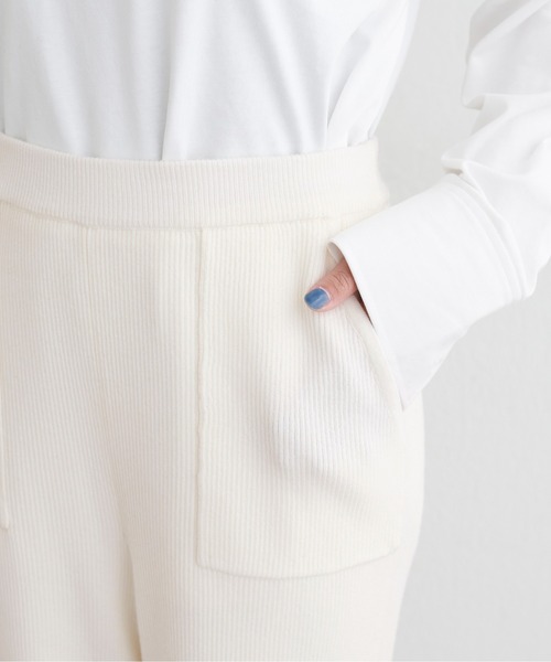 LARUTA（ラルータ）の「【LARUTA】ウール混リブニットパンツ（その他パンツ・レディース・オフホワイト/チャコールグレー/モカ・FREE）」の21枚目の写真