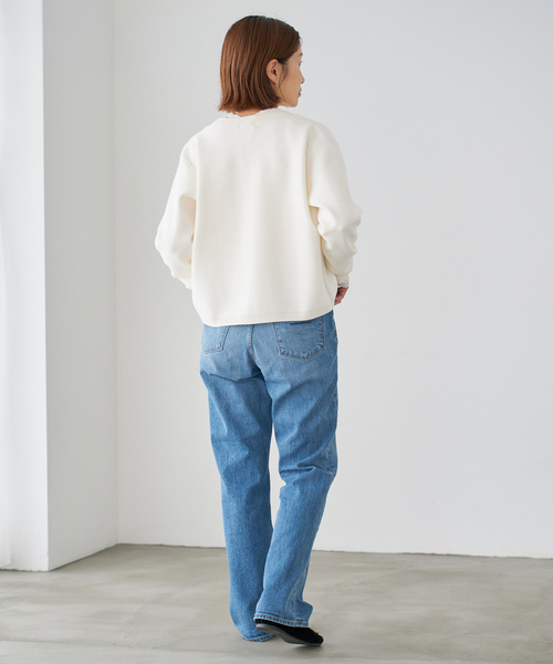 IENA(イエナ)の「《追加2》スーパーファインスムースクルーカーディガン(カーディガン/ボレロ・レディース・チョコ/アイボリー・FREE)」の19枚目の写真