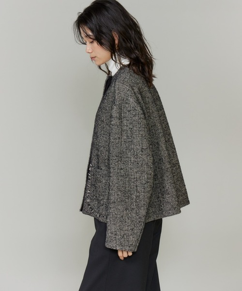 INED(イネド)の「PONTETORTOカラーレスジャケット(ノーカラーコート・レディース・ブラック・7号/9号)」の12枚目の写真