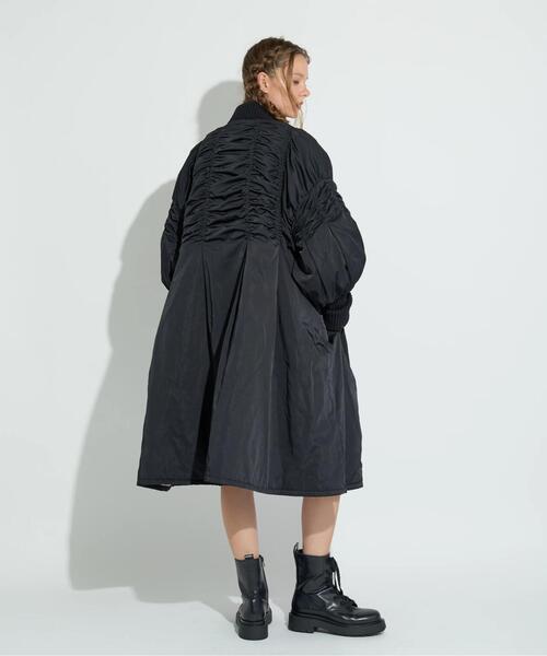 ANNA SUI NYC（アナ スイ エヌ ワイ シー）の「ANNA SUI NYC/アナ スイ エヌワイシー/ロングMA-1コート（MA-1・レディース・ブラック/カーキ・F）」の18枚目の写真