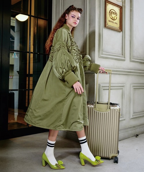 ANNA SUI NYC（アナ スイ エヌ ワイ シー）の「ANNA SUI NYC/アナ スイ エヌワイシー/ロングMA-1コート（MA-1・レディース・ブラック/カーキ・F）」の9枚目の写真