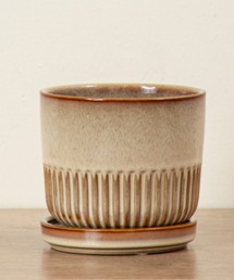 MILLION CARATS（ミリオンカラッツ）の「艶のグラデが大人映えするストライプ調ポット。植物の表情を美しく引き立てる上品カラーの《STREAKシリーズ》　Mサイズ（フラワーベース）」