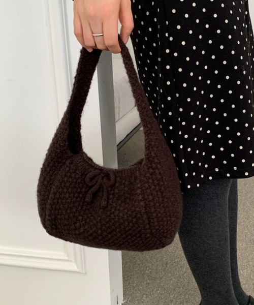 Vipoa(ヴィポア)の「knit handbag(ハンドバッグ・レディース・ブルー/グレー/アイボリー/レッド/ブラウン・FREE)」の1枚目の写真