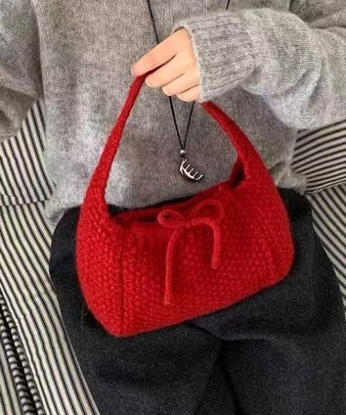 Vipoa(ヴィポア)の「knit handbag(ハンドバッグ・レディース・ブルー/グレー/アイボリー/レッド/ブラウン・FREE)」の10枚目の写真