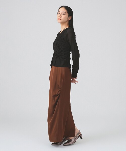 Ray BEAMS(レイビームス)の「シャーリング ギャザー カーディガン(Tシャツ/カットソー・レディース・ブラック/ベージュ・ONE SIZE)」の10枚目の写真