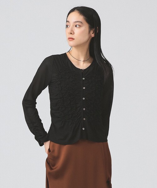 Ray BEAMS(レイビームス)の「シャーリング ギャザー カーディガン(Tシャツ/カットソー・レディース・ブラック/ベージュ・ONE SIZE)」の9枚目の写真