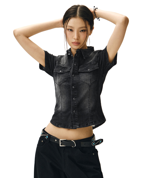 DECET WOMEN(デケット ウーマン)の「ウエスタンスリムデニムショートシャツ DCWSH002BlackA(シャツ/ブラウス・レディース・その他・SMALL/MEDIUM)」の1枚目の写真