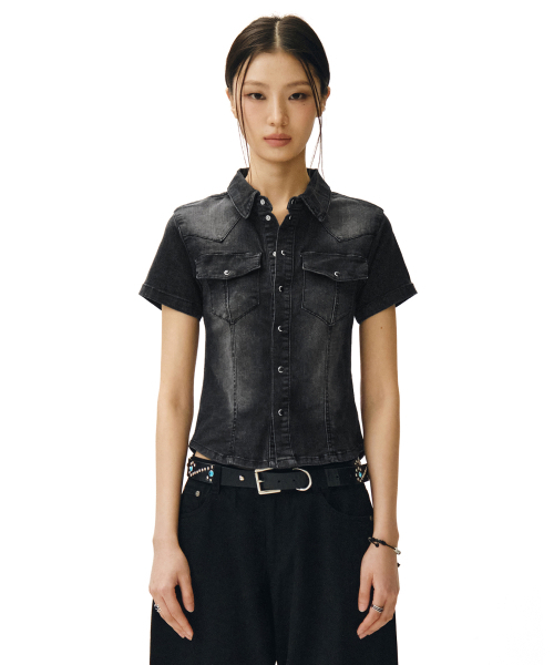 DECET WOMEN(デケット ウーマン)の「ウエスタンスリムデニムショートシャツ DCWSH002BlackA(シャツ/ブラウス・レディース・その他・SMALL/MEDIUM)」の5枚目の写真