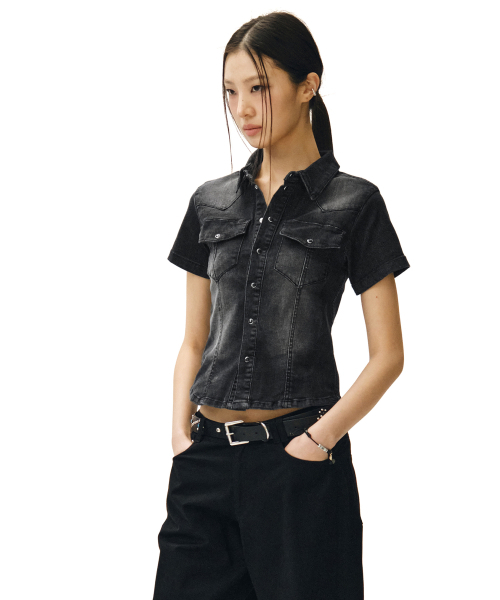 DECET WOMEN(デケット ウーマン)の「ウエスタンスリムデニムショートシャツ DCWSH002BlackA(シャツ/ブラウス・レディース・その他・SMALL/MEDIUM)」の2枚目の写真