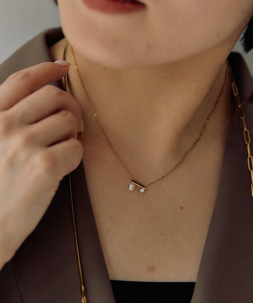 ear PAPILLONNER(イアパピヨネ)の「《金属アレルギー対応/ステンレス》パール×クリスタルネックレス(ネックレス・レディース・ゴールド/シルバー・FREE)」の12枚目の写真