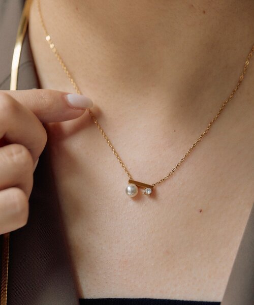 ear PAPILLONNER(イアパピヨネ)の「《金属アレルギー対応/ステンレス》パール×クリスタルネックレス(ネックレス・レディース・ゴールド/シルバー・FREE)」の14枚目の写真