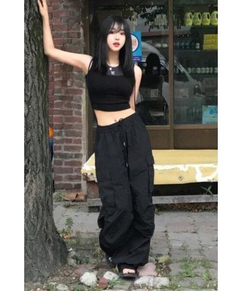 MOIREMOA(モアレモア)の「Double sleeveless top -black(Tシャツ/カットソー・レディース・ブラック・FREE)」の2枚目の写真