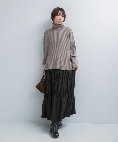 URBAN RESEARCH ROSSO WOMEN（アーバンリサーチ　ロッソ）の「ブライトシャーリングスカート（スカート・レディース・グレー/ブラック・FREE）」の13枚目の写真