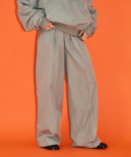 CITYSHOP（シティーショップ）の「[THE MOOD] ストレートパンツ（その他パンツ・レディース・ブラック/グリーン・42/38/36）」の2枚目の写真