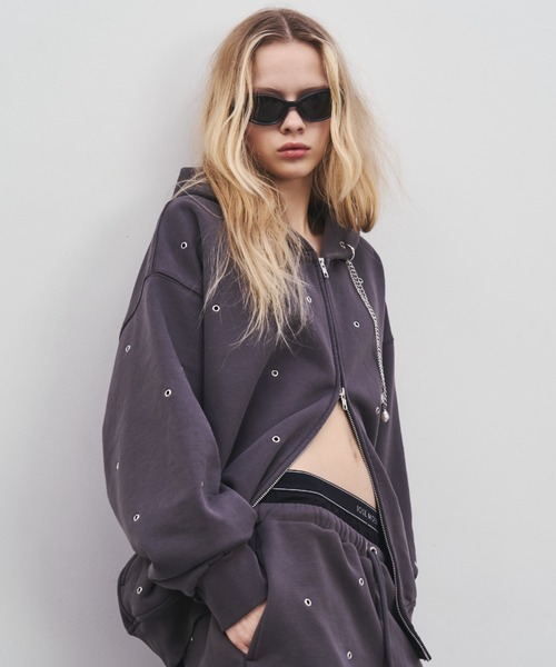 JOSE MOON（ジョゼムーン）の「EYELET OVER HOODIE/アイレットオーバーフーディー（パーカー・レディース・ベージュ/グレー/チャコールグレー・FREE）」の5枚目の写真