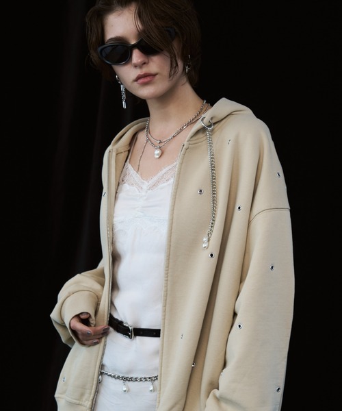 JOSE MOON（ジョゼムーン）の「EYELET OVER HOODIE/アイレットオーバーフーディー（パーカー・レディース・ベージュ/グレー/チャコールグレー・FREE）」の16枚目の写真