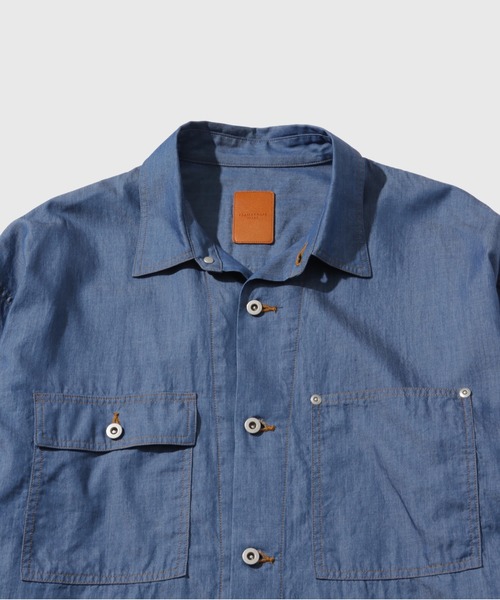 ADAM ET ROPE'（アダムエロペ）の「ライトオンス デニム シャツ / ADAM ET ROPE' JEANS（シャツ/ブラウス・メンズ・ブルー系その他4/ネイビー・M/L）」の4枚目の写真