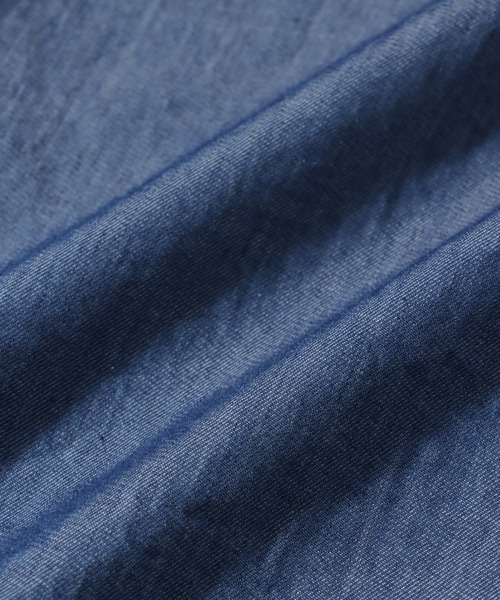 ADAM ET ROPE'（アダムエロペ）の「ライトオンス デニム シャツ / ADAM ET ROPE' JEANS（シャツ/ブラウス・メンズ・ブルー系その他4/ネイビー・M/L）」の13枚目の写真