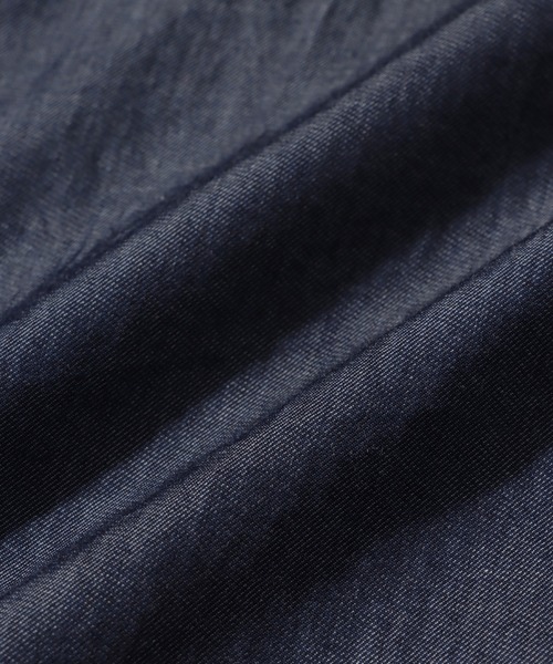 ADAM ET ROPE'（アダムエロペ）の「ライトオンス デニム シャツ / ADAM ET ROPE' JEANS（シャツ/ブラウス・メンズ・ブルー系その他4/ネイビー・M/L）」の14枚目の写真