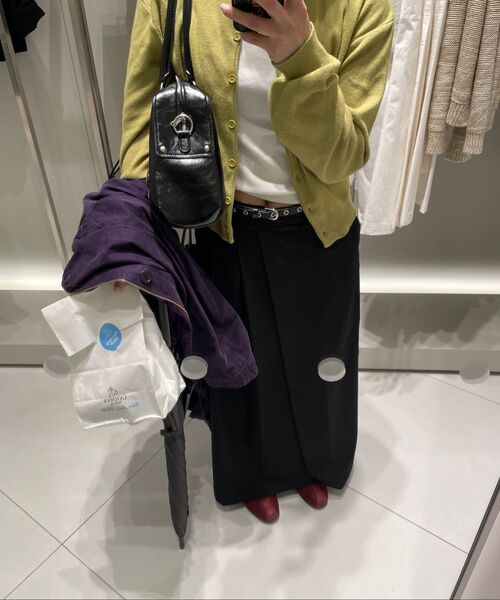 MUSINSA STANDARD WOMAN（ムシンサスタンダードウーマン）の「ウィメンズ ローウエスト ハーフプリーツ マキシスカート [ブラック]（スカート・レディース・その他・SMALL/MEDIUM/LARGE/X-SMALL）」の8枚目の写真