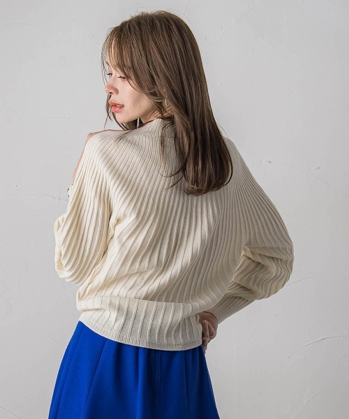 Viaggio Blu(ビアッジョブルー)の「【WEB限定カラーあり】ホールガーメントニット(ニット/セーター・レディース・ブラック/ライトグレー/ブルー系その他/パープル/ブルー/オフホワイト・M)」の9枚目の写真