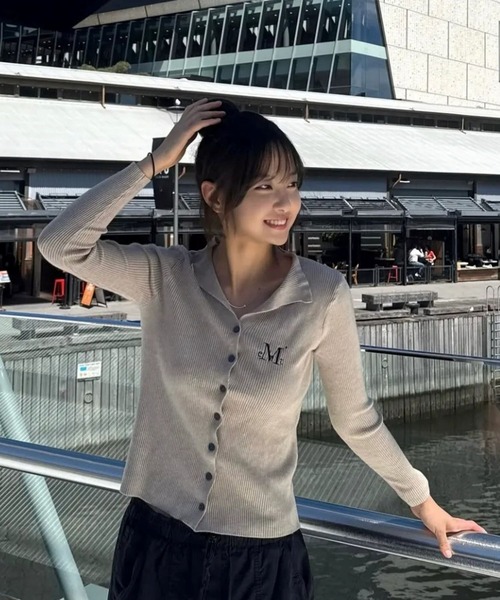 MUCENT（ムセント）の「MUCENT／KARINニットカーディガン（カーディガン/ボレロ・レディース・アイボリー/ブラック/ブラウン・FREE）」の10枚目の写真