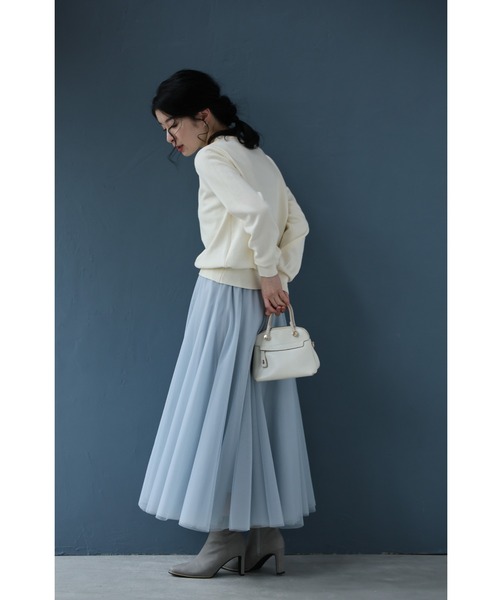 cawaii（カワイイ）の「アシンメトリーなビジューネックニットプルオーバートップス（ブローチ付き）（ニット/セーター・レディース・アイボリー・FREE）」の15枚目の写真