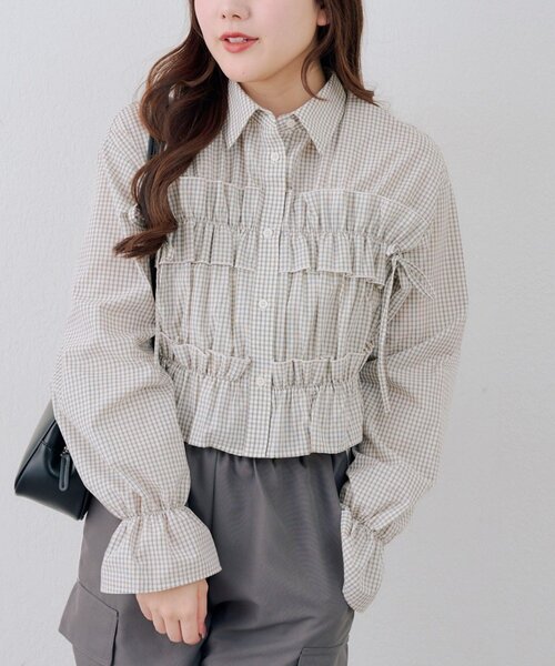 Another Branch olive des olive(アナザーブランチオリーブデオリーブ)の「フリルショートブラウス(シャツ/ブラウス・レディース・ブルー系その他/オフホワイト/ブルー/ブラック系その他/ホワイト系その他・FREE)」の3枚目の写真