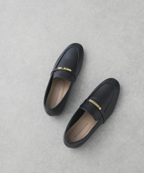 URBAN RESEARCH DOORS（アーバンリサーチドアーズ）の「ストラップローファー（ローファー・レディース・ベージュ/ブラック・38/37/36）」の2枚目の写真