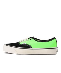 PREMIUM AUTHENTIC 44　VN000D9NYSC
