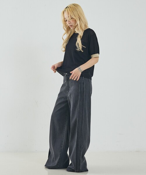 NOMINE（ノミネ）の「リンガー ニット Tシャツ（Tシャツ/カットソー・レディース・ブラウン/ベージュ/サックスブルー/ブラック・フリー）」の5枚目の写真