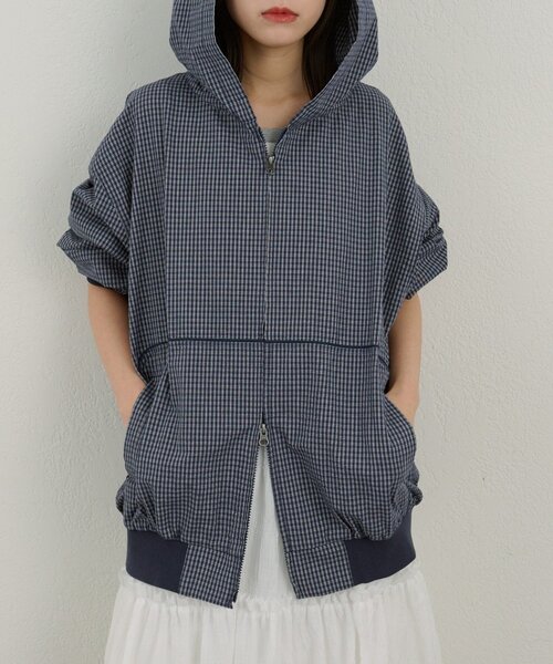 WHIMSIC(ウィムジック)の「【UNISEX】チェックジップフーディーシャツ(シャツ/ブラウス・メンズ・チャコールグレー/ネイビー/ホワイト・FREE)」の1枚目の写真