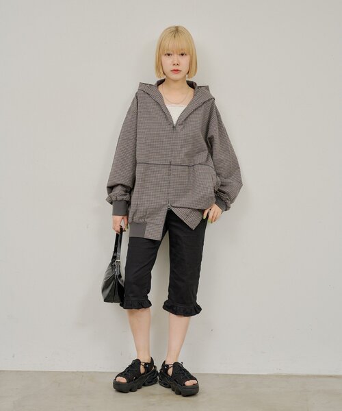 WHIMSIC(ウィムジック)の「【UNISEX】チェックジップフーディーシャツ(シャツ/ブラウス・メンズ・チャコールグレー/ネイビー/ホワイト・FREE)」の8枚目の写真