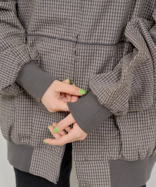 WHIMSIC(ウィムジック)の「【UNISEX】チェックジップフーディーシャツ(シャツ/ブラウス・メンズ・チャコールグレー/ネイビー/ホワイト・FREE)」の10枚目の写真