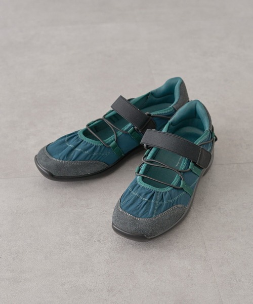 earth music&ecology（アースミュージックアンドエコロジー）の「ドローコードスニーカー（スニーカー・レディース・グリーン/ブラック/アイボリー・M/S/L）」の3枚目の写真