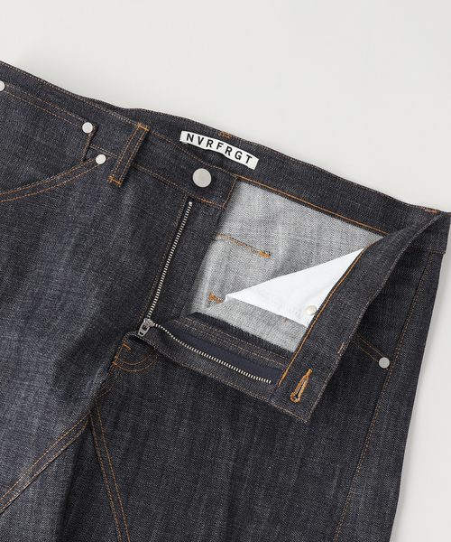 NVRFRGT(ネヴァーフォーゲット)の「NVRFRGT / ネヴァーフォーゲット 3D TWISTED JEANS 3.0(デニムパンツ・メンズ・ブルー・3/2/1)」の4枚目の写真