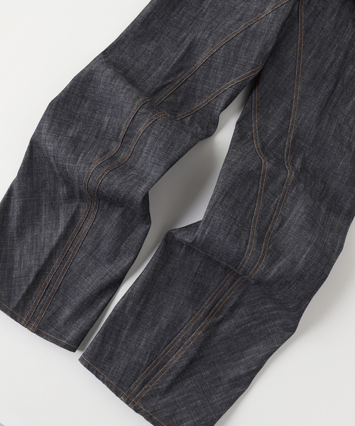 NVRFRGT(ネヴァーフォーゲット)の「NVRFRGT / ネヴァーフォーゲット 3D TWISTED JEANS 3.0(デニムパンツ・メンズ・ブルー・3/2/1)」の5枚目の写真