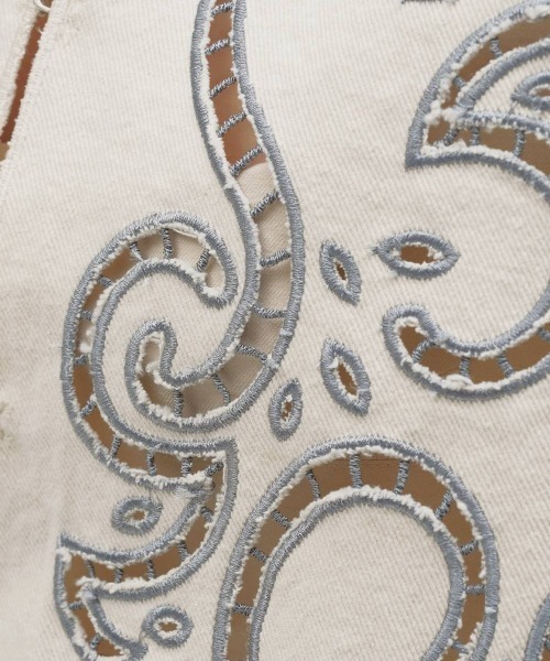 TODAYFUL（トゥデイフル）の「TODAYFUL　Cut Lace Twill Vest カットレースツイルベスト/12610430（ベスト・レディース・キナリ/ブラック・ONE SIZE）」の12枚目の写真
