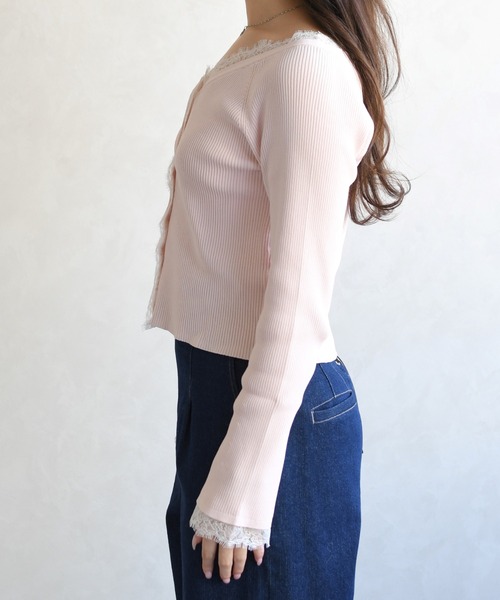 31 Sons de mode（トランテアン　ソン　ドゥ　モード）の「2026春夏新作 レーストリミング袖フレアニット（ニット/セーター・レディース・オフホワイト/イエロー/ピンク・ﾌﾘ-）」の13枚目の写真