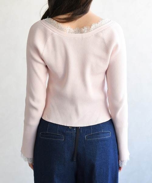 31 Sons de mode（トランテアン　ソン　ドゥ　モード）の「2026春夏新作 レーストリミング袖フレアニット（ニット/セーター・レディース・オフホワイト/イエロー/ピンク・ﾌﾘ-）」の14枚目の写真